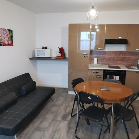 Studio Proche De La Gare Et Du Centre Ville Châlons-en-Champagne Dış mekan fotoğraf