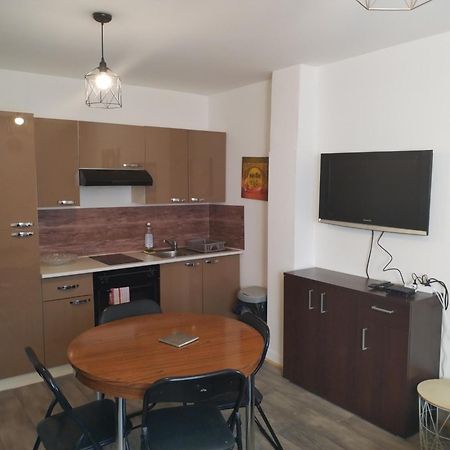 Studio Proche De La Gare Et Du Centre Ville Châlons-en-Champagne Dış mekan fotoğraf