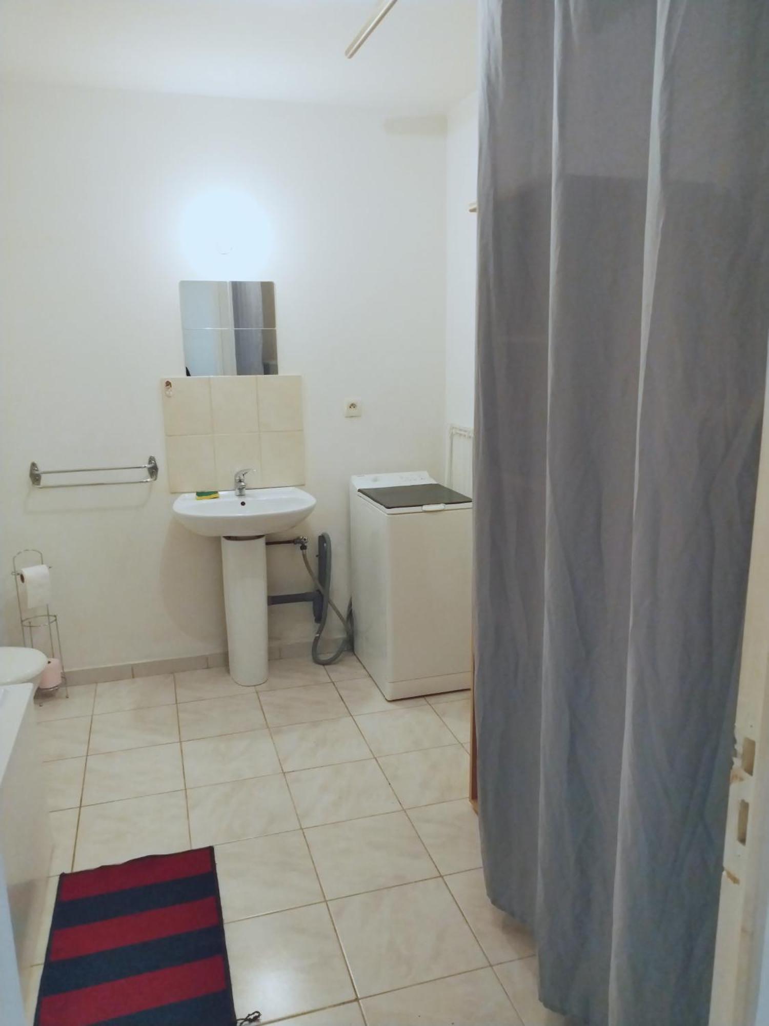 Studio Proche De La Gare Et Du Centre Ville Châlons-en-Champagne Dış mekan fotoğraf